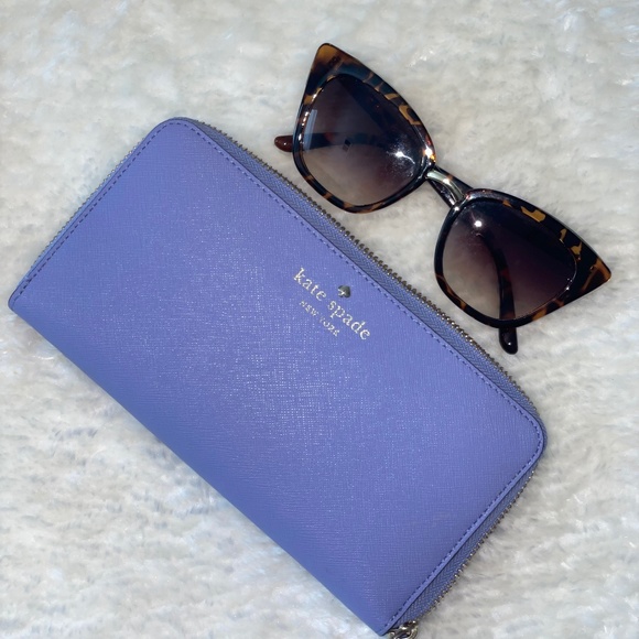 Wallet - Picture 1 of 4